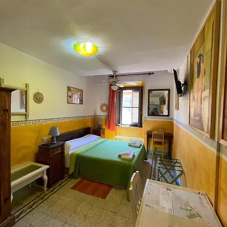 Tony And Judy Bed and breakfast Orbetello